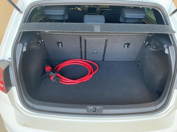 Volkswagen Golf I 2 of 16