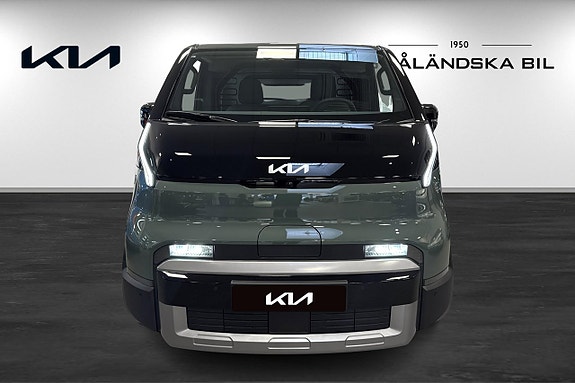 Kia PV5 2 of 17