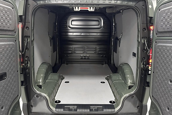 Kia PV5 17 of 17