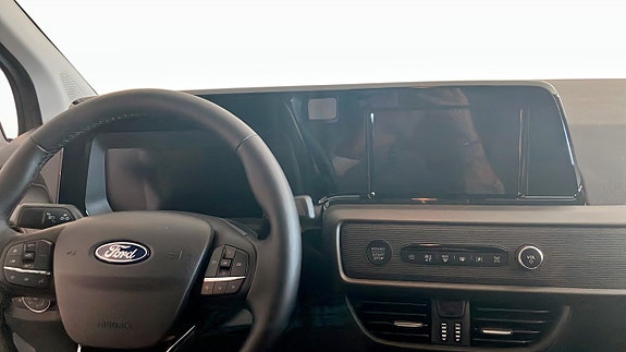 Ford Courier 12 of 12