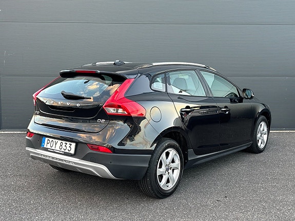 Volvo V40 Cross Country 5 of 20