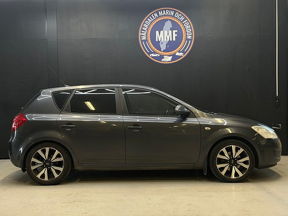 Kia Ceed 2 of 19
