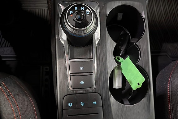 Ford Kuga 15 of 19
