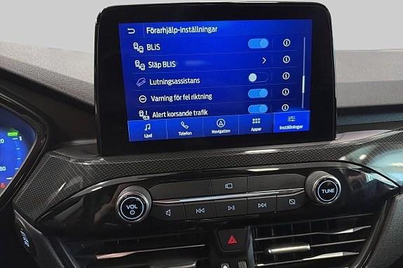 Ford Kuga 18 of 19