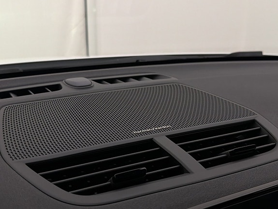 Polestar 2 11 of 30