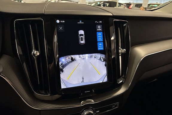 Volvo XC60 12 of 12