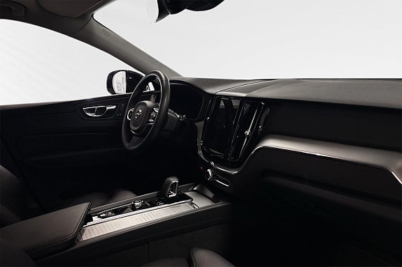 Volvo XC60 6 of 12