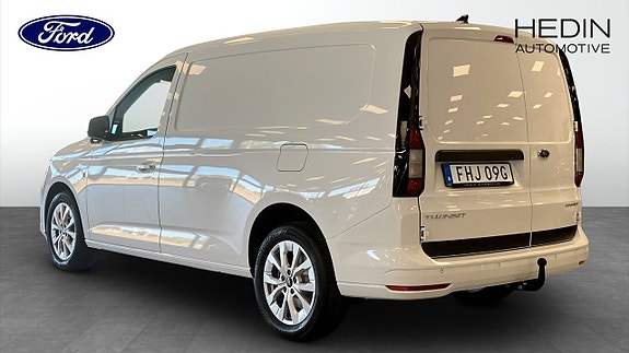 Ford Transit Connect 2 of 12