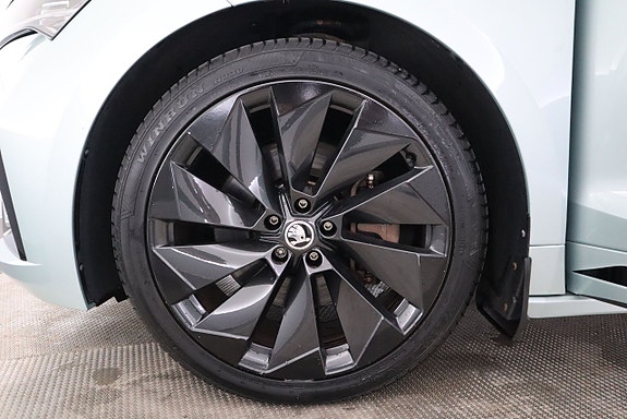 Skoda Enyaq 9 of 25