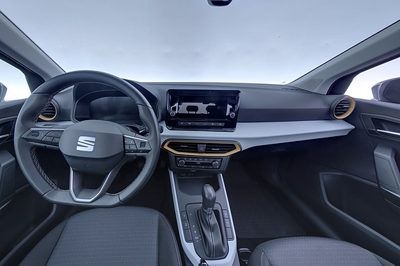 Seat Arona 7 of 14