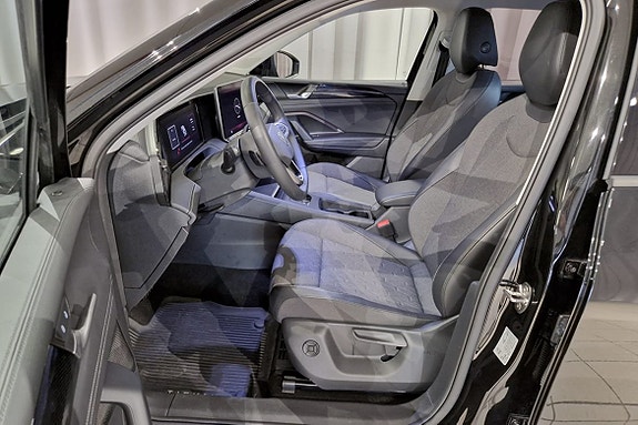 Volkswagen Tiguan 7 of 16