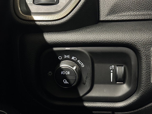 Dodge RAM 1500 17 of 30