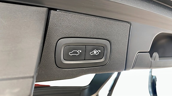 Volvo XC60 15 of 15