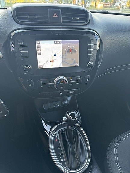 Kia Soul 2 of 8