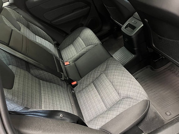 Volvo XC60 9 of 20