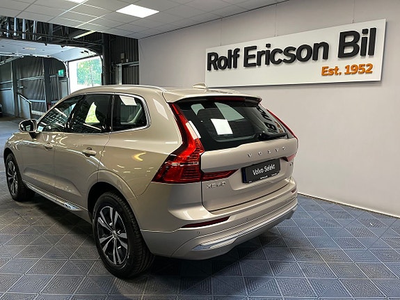 Volvo XC60 3 of 20