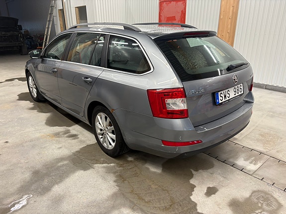 Skoda Octavia 4 of 12