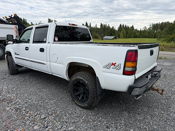 GMC Sierra 6 of 10