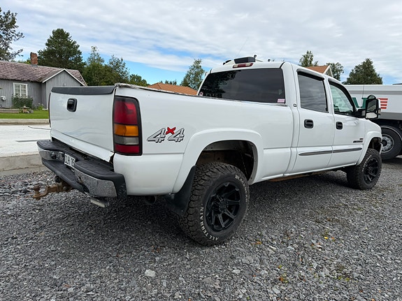 GMC Sierra 5 of 10