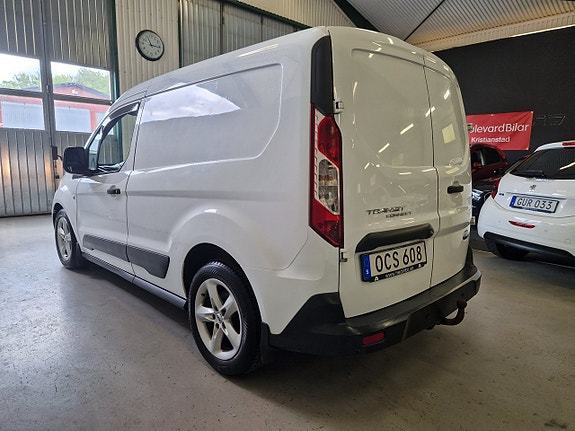 Ford Transit Connect 4 of 18