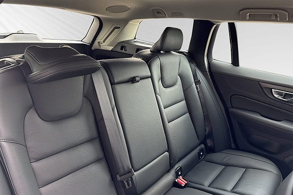 Volvo V60 11 of 13