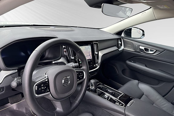 Volvo V60 7 of 13
