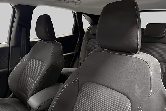 Ford Kuga 8 of 14