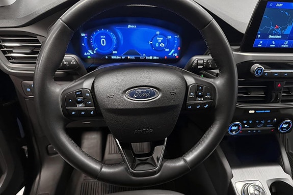 Ford Kuga 9 of 14