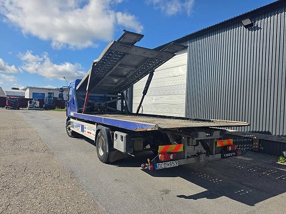 Volvo FL 240.12 T 2 of 7