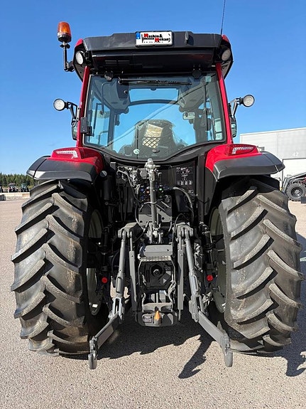 Valtra A115 HiTech / Lastare / 25 timmar / Räntekampanj 8 of 12