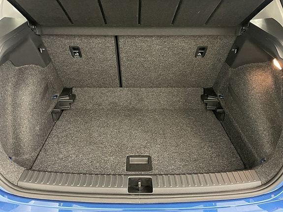 Seat Arona 11 of 21