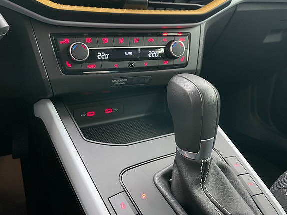 Seat Arona 21 of 21