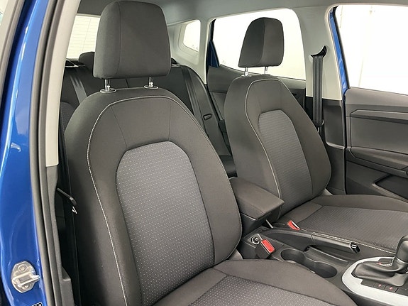Seat Arona 13 of 21