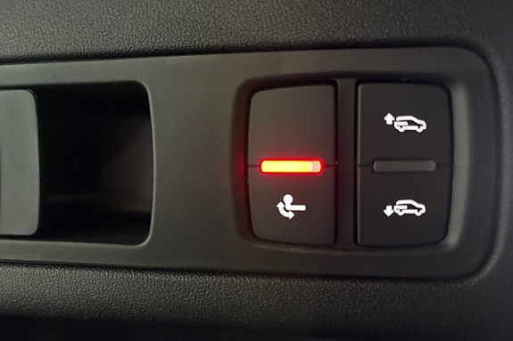 Audi Q6 e-tron 26 of 27