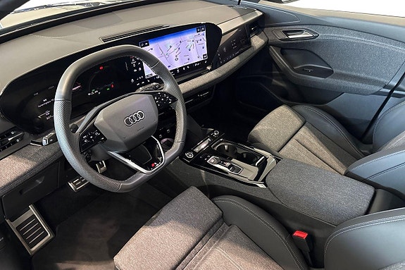 Audi Q6 e-tron 10 of 27