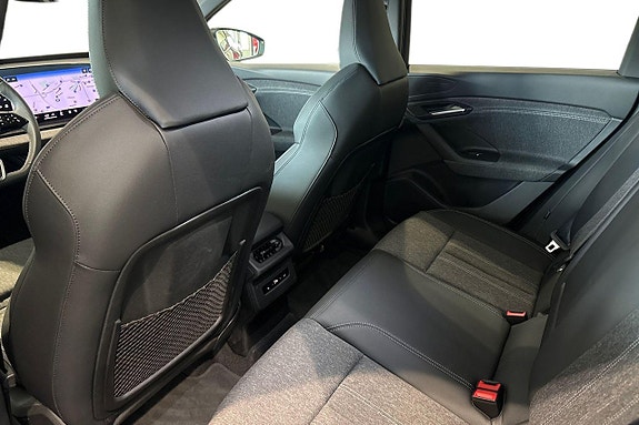Audi Q6 e-tron 24 of 27