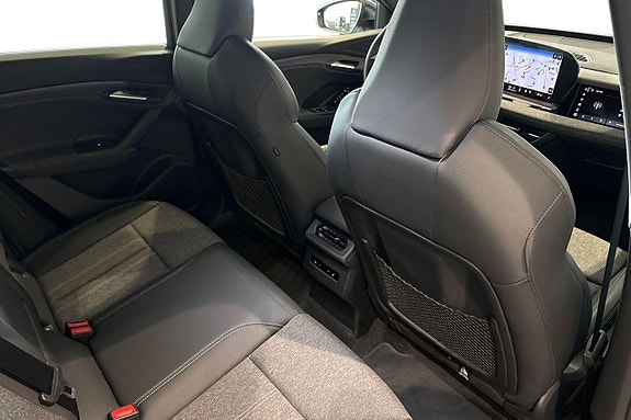 Audi Q6 e-tron 23 of 27