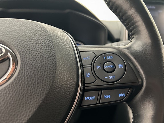 Toyota RAV4 24 of 30