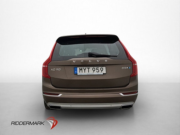 Volvo XC90 5 of 30