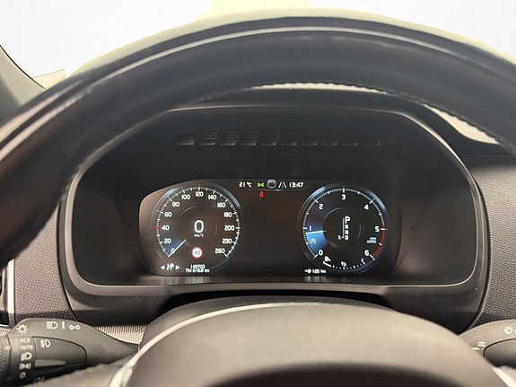 Volvo XC90 24 of 30