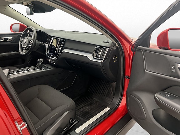 Volvo V60 Cross Country 17 of 30
