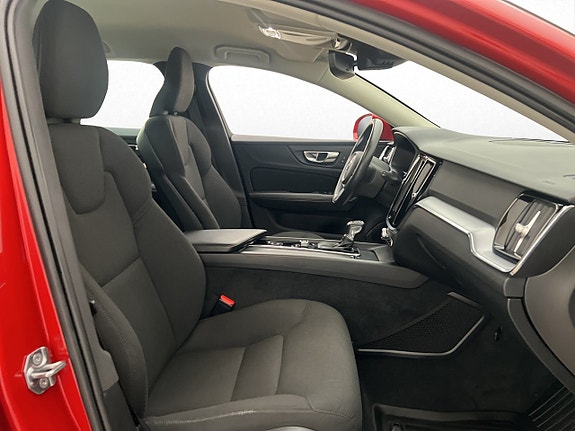 Volvo V60 Cross Country 16 of 30