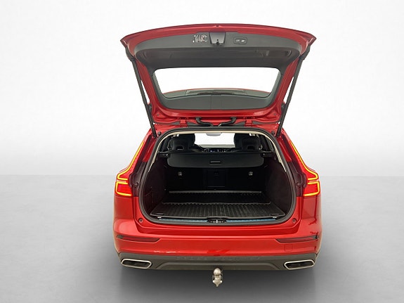 Volvo V60 Cross Country 30 of 30