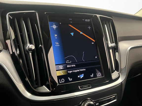 Volvo V60 Cross Country 24 of 30
