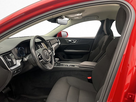 Volvo V60 Cross Country 13 of 30