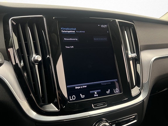 Volvo V60 Cross Country 23 of 30