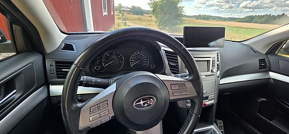 Subaru Outback 8 of 10