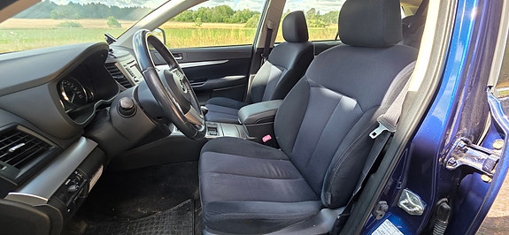 Subaru Outback 7 of 10