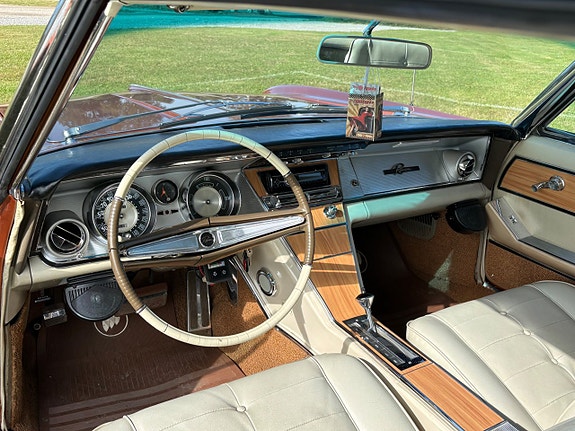 Buick Riviera 11 of 25