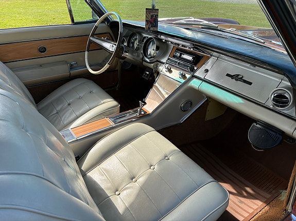 Buick Riviera 14 of 25